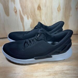 Kizik Black Sneakers Men’s Size 13